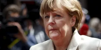 Grèce : le "non" grec place Angela Merkel au pied du mur Le "non" grec est un camouflet qui place Angela Merkel face à un choix historique (Crédits : FRANCOIS LENOIR)