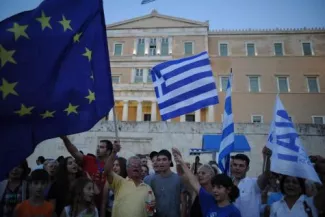 Accord sur la Grèce : «Le peuple grec va méchamment en baver» (Revue de presse).