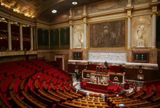Vue de l'hémicycle de l'Assemblée nationale le 6 décembre 2005 à Paris.


