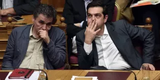 Remaniement en Grèce avant le coup d'envoi des négociations sur un nouveau plan Remaniement en Grèce avant le coup d'envoi des négociations sur un nouveau plan.