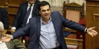 Grâce à l'opposition, Tsipras ouvre la voie au plan d'aide Grâce à l'opposition, Tsipras ouvre la voie au plan d'aide.