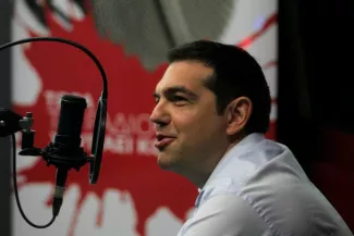 Tsipras n'exclut pas des élections anticipées Alexis Tsipras lors d'une interviewe à la radio grecque Sto Kokkino. (Mercredi 29 juillet 2015)