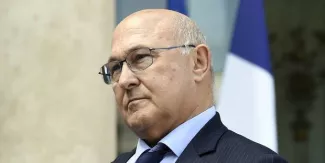 Grexit temporaire: pour Sapin, Schäuble "se trompe" Grexit temporaire: pour Sapin, Schäuble "se trompe".