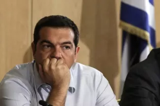 Le nouvel accord est débattu au Parlement grec Le gouvernement d'Alexis Tsipras devrait, en comptant sur les 106 voix des principaux partis d'opposition, obtenir la ratification de la copieuse feuille de route. Image: Keystone