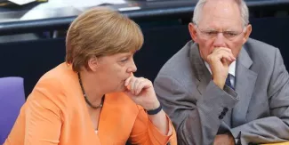 Grèce : Merkel s'impose face à Schäuble malgré la grogne des conservateurs Grèce : Merkel s'impose face à Schäuble malgré la grogne des conservateurs.