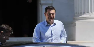 Grèce: Alexis Tsipras annonce officiellement sa démission Grèce: Alexis Tsipras annonce officiellement sa démission.