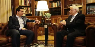 Tsipras (re)demande le soutien des Grecs Tsipras (re)demande le soutien des Grecs.