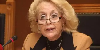 Grèce: la présidente de la Cour suprême nommée Premier ministre jusqu'aux élections Grèce: la présidente de la Cour suprême nommée Premier ministre jusqu'aux élections.