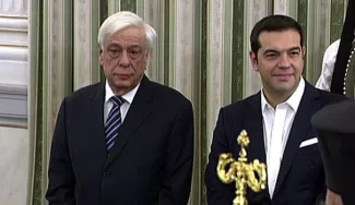 Grèce: le nouveau gouvernement prête serment.