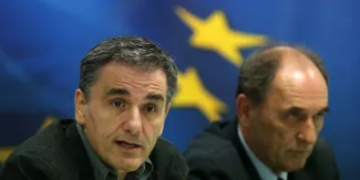 Grèce : un accord pour débloquer 12 milliards d'euros de prêts Grèce : un accord pour débloquer 12 milliards d'euros de prêts.