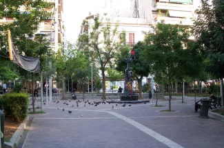 Un député conservateur agressé et blessé à Athènes Le quartier d'Exarchia à Athènes est souvent le théâtre d'incidents surtout entre des groupes de jeunes et des policiers. Image: Badseed/WikiCommons