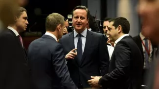 Comment Tsipras profite du Brexit pour ramener la crise migratoire sur le tapis Comment Tsipras profite du Brexit pour ramener la crise migratoire sur le tapis.