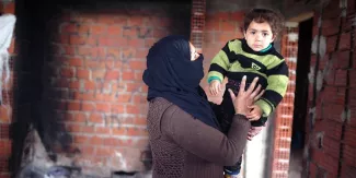 Pour les Syriens, Izmir est le dernier arrêt avant la Grèce Pour les Syriens, Izmir est le dernier arrêt avant la Grèce.