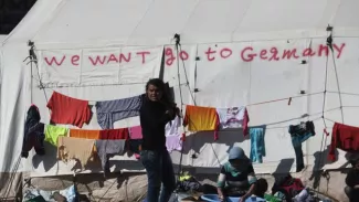 "Nous devons partir": des migrants évacués du camp d'Idomeni en Grèce "Nous devons partir": des migrants évacués du camp d'Idomeni en Grèce.