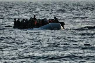Grèce : cinq migrants, dont un enfant, se sont noyés en mer Egée Grèce : cinq migrants, dont un enfant, se sont noyés en mer Egée.