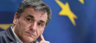 Le ministre grec des Finances, Euclide Tsakalotos, lors d'une conférence de presse, mardi à Athènes. Crédits photo : Petros Giannakouris/AP


