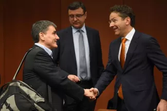 Grèce : une semaine pour trouver un accord sur la dette et les réformes Grèce : une semaine pour trouver un accord sur la dette et les réformes.