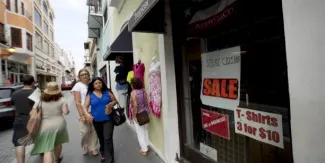 Porto Rico, la "Grèce des Caraïbes", n'arrive plus à rembourser sa dette Porto Rico, la "Grèce des Caraïbes", n'arrive plus à rembourser sa dette.