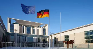 Berlin veut que l'Europe se montre plus dure face à Lisbonne, Madrid et Athènes Berlin veut que l'Europe se montre plus dure face à Lisbonne, Madrid et Athènes.