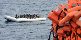 UE : le nombre de migrants arrivés par la mer en Grèce a chuté de deux tiers en 2016 UE : le nombre de migrants arrivés par la mer en Grèce a chuté de deux tiers en 2016.