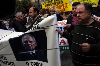 Allemagne : le colis piégé du ministère des finances venait de Grèce Allemagne : le colis piégé du ministère des finances venait de Grèce.