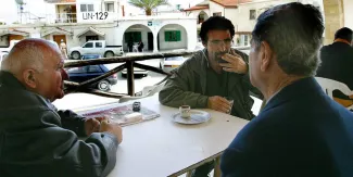 Pyla, le seul village mixte de Chypre (Reportage) Pyla, le seul village mixte de Chypre (Reportage).