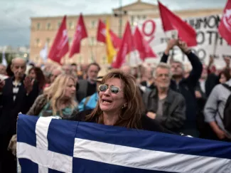 PHOTOS. Exaspérés, les Grecs manifestent contre l'austérité PHOTOS.