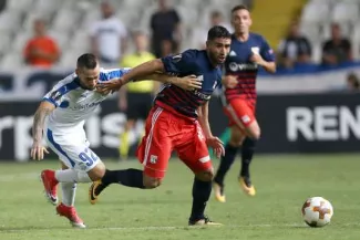 Lyon offre un match médiocre face à Chypre Lyon offre un match médiocre face à Chypre.