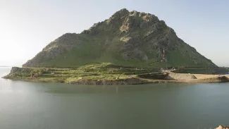La cité perdue d'Alexandre le Grand retrouvée au Kurdistan grâce à des images de satellites La cité perdue d'Alexandre le Grand retrouvée au Kurdistan grâce à des images de satellites.