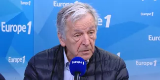 Costa-Gavras va réaliser un film sur Yánis Varoufákis :  "L'Europe s’est comportée d’une manière épouvantable avec la Grèce".