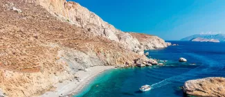 Évasion - Grèce : Folegandros, l'île des origines Évasion - Grèce : Folegandros, l'île des origines.