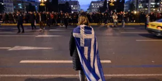 Salaires, retraites, dette... dans quel état est la Grèce après 8 ans d’aide ? Salaires, retraites, dette.