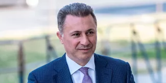 Recherché dans son pays, l’ancien premier ministre de la Macédoine s’enfuit en Hongrie.