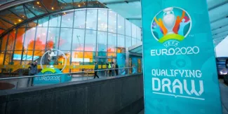 Euro 2020: la Belgique dans le groupe I avec la Russie, l'Ecosse, Chypre, le Kazakhstan et Saint Marin, découvrez tous les groupes Euro 2020: la Belgique dans le groupe I avec la Russie, l'Ecosse, Chypre, le Kazakhstan et Saint Marin, découvrez tous les groupes.
