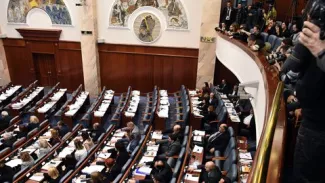 Changement de nom: accord historique du Parlement en Macédoine Changement de nom: accord historique du Parlement en Macédoine.