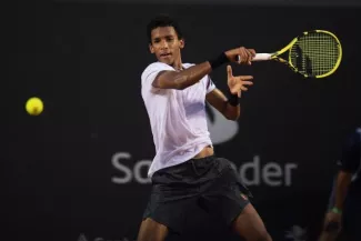 Tennis - Indian Wells : Felix Auger-Aliassime défiera Stefanos Tsitsipas Tennis - Indian Wells : Felix Auger-Aliassime défiera Stefanos Tsitsipas.