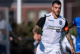 Foot : le PAOK et l'Olympiakos sans pitié Foot : le PAOK et l'Olympiakos sans pitié.