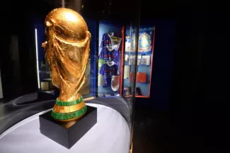 Foot : La Grèce, la Serbie, la Bulgarie et la Roumanie préparent une candidature commune pour organiser l'Euro 2028 ou le Mondial 2030 Foot : La Grèce, la Serbie, la Bulgarie et la Roumanie préparent une candidature commune pour organiser l'Euro 2028 ou le Mondial 2030.