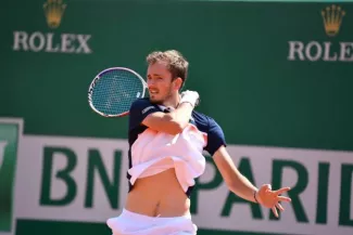 ATP - Monte-Carlo : Daniil Medvedev sort Stefanos Tsitsipas