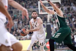 Basket - Euroligue : le Real Madrid bat le Panathinaïkos et se qualifie pour le Final Four Basket - Euroligue : le Real Madrid bat le Panathinaïkos et se qualifie pour le Final Four.