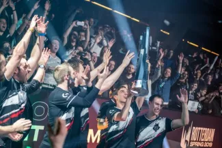 League of Legends : les finales européennes à Athènes League of Legends : les finales européennes à Athènes.