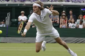 Tennis - Queen's : Stefanos Tsitsipas qualifié pour le deuxième tour Tennis - Queen's : Stefanos Tsitsipas qualifié pour le deuxième tour.
