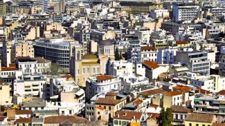 Le phénomène Airbnb prive les Grecs de logement Le phénomène Airbnb prive les Grecs de logement.