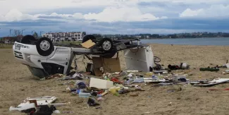Grèce: six touristes morts lors d'une tornade, des dizaines de blessés (Mise à jour) Grèce: six touristes morts lors d'une tornade, des dizaines de blessés (Mise à jour).