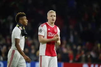 Foot - C1 - 3e tour - Ligue des champions : l'Ajax hérite du PAOK Salonique au 3e tour préliminaire Foot - C1 - 3e tour - Ligue des champions : l'Ajax hérite du PAOK Salonique au 3e tour préliminaire.