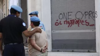 Chypre: pourparlers pour une difficile réunification de l’île Chypre: pourparlers pour une difficile réunification de l’île.