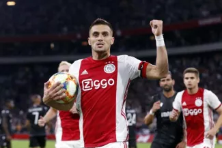 Foot - C1 - 3e tour préliminaire de la Ligue des champions : l'Ajax et l'Olympiakos en barrages Foot - C1 - 3e tour préliminaire de la Ligue des champions : l'Ajax et l'Olympiakos en barrages.