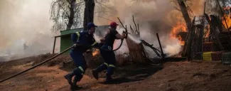 La Grèce désarmée face aux incendies La Grèce désarmée face aux incendies.