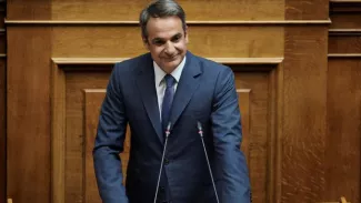 La Grèce va lever totalement le contrôle des capitaux La Grèce va lever totalement le contrôle des capitaux.