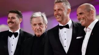 Mostra 2019: «Adults in the room», le passionnant drame politique européen de Costa Gavras Mostra 2019: «Adults in the room», le passionnant drame politique européen de Costa Gavras.